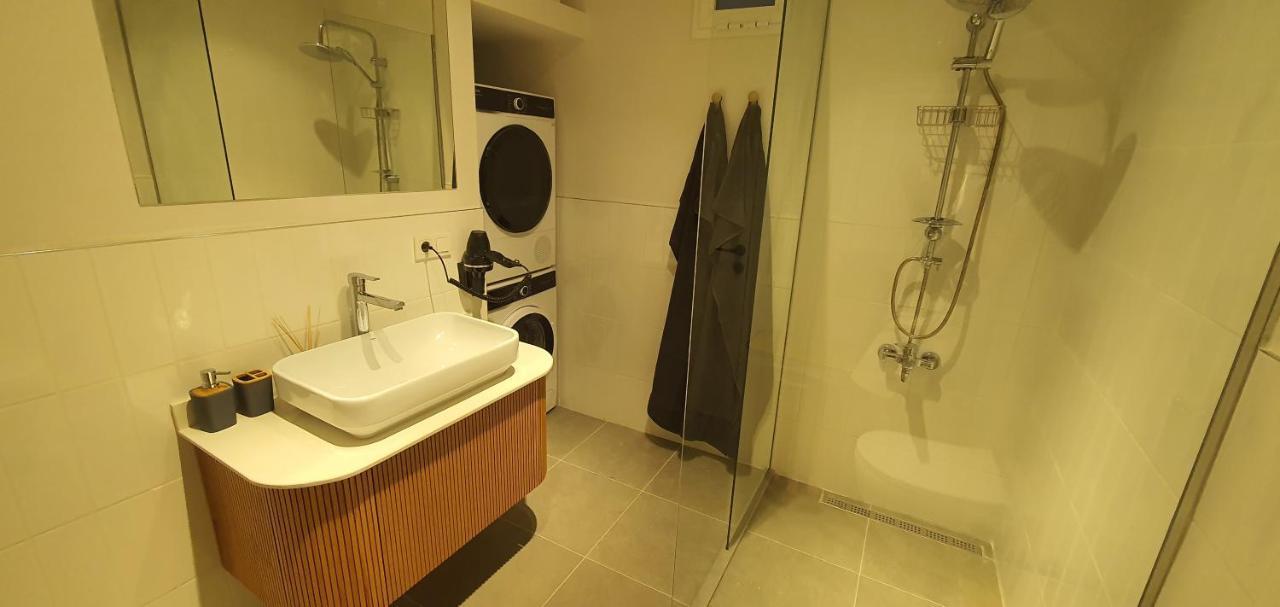Brand New Luxuries 3-bedrooms In The Center Istanbul