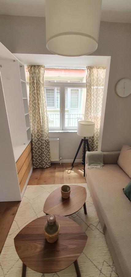 Apartment Brand New Luxuries 3-bedrooms In The Center *