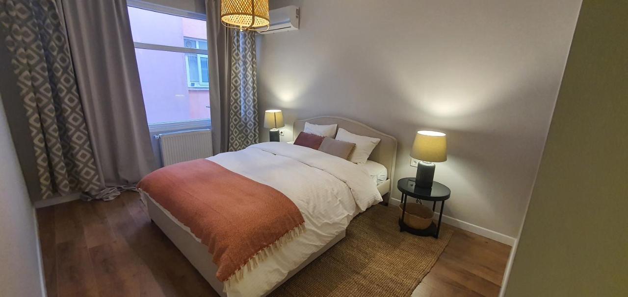 Brand New Luxuries 3-bedrooms In The Center Apartment Istanbul