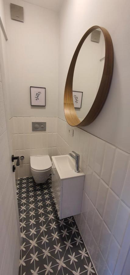 Apartment Brand New Luxuries 3-bedrooms In The Center *