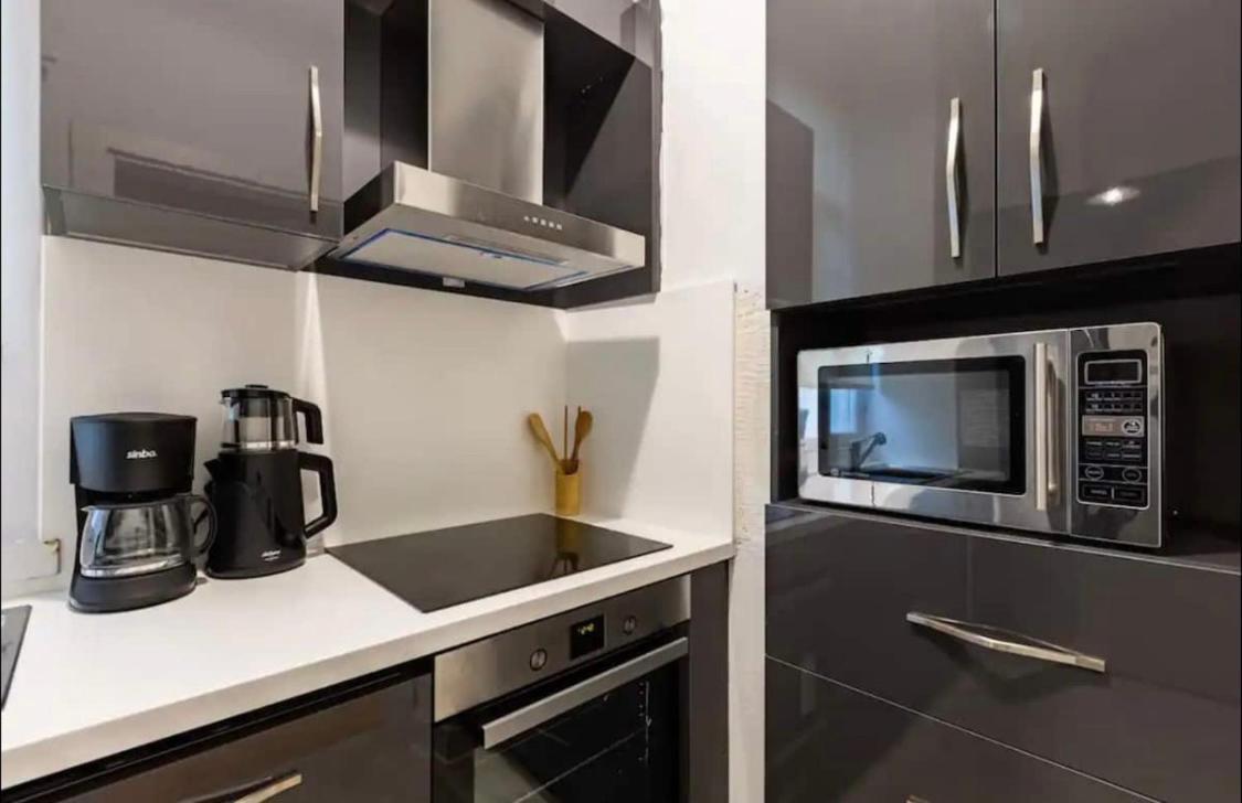 Renovated Art Deco Charm In The Heart Of Nisantasi Apartment