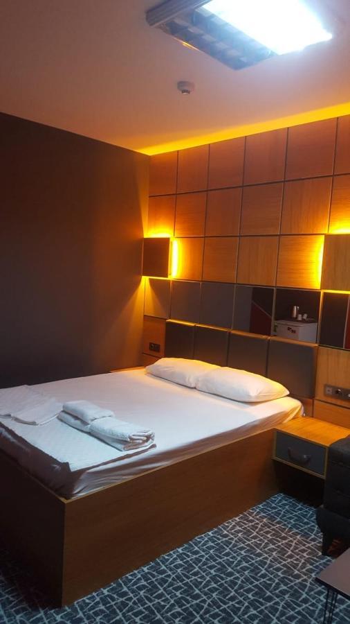 Royal Nest Hotel *