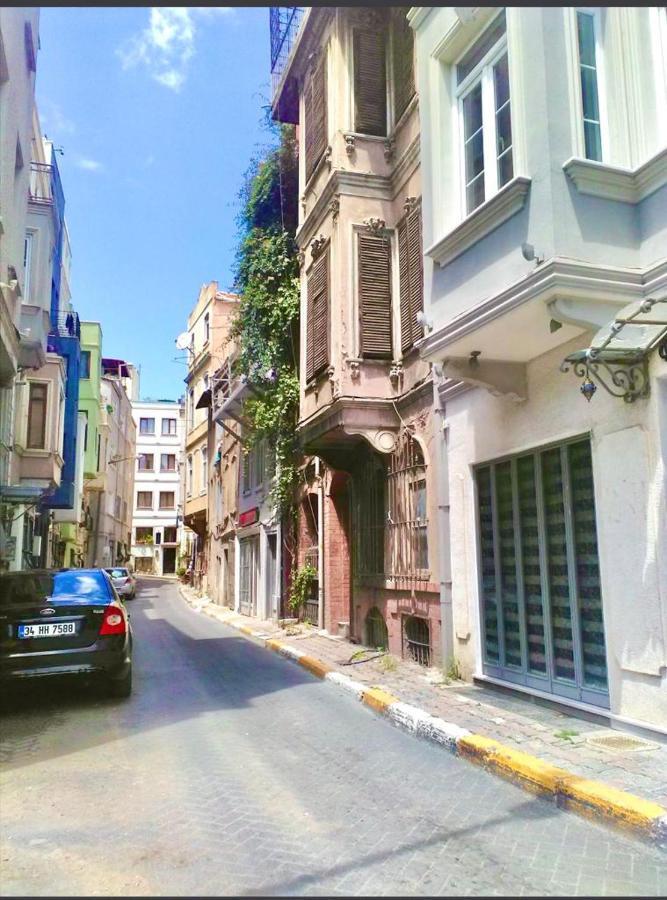 Cedar House Hostel *