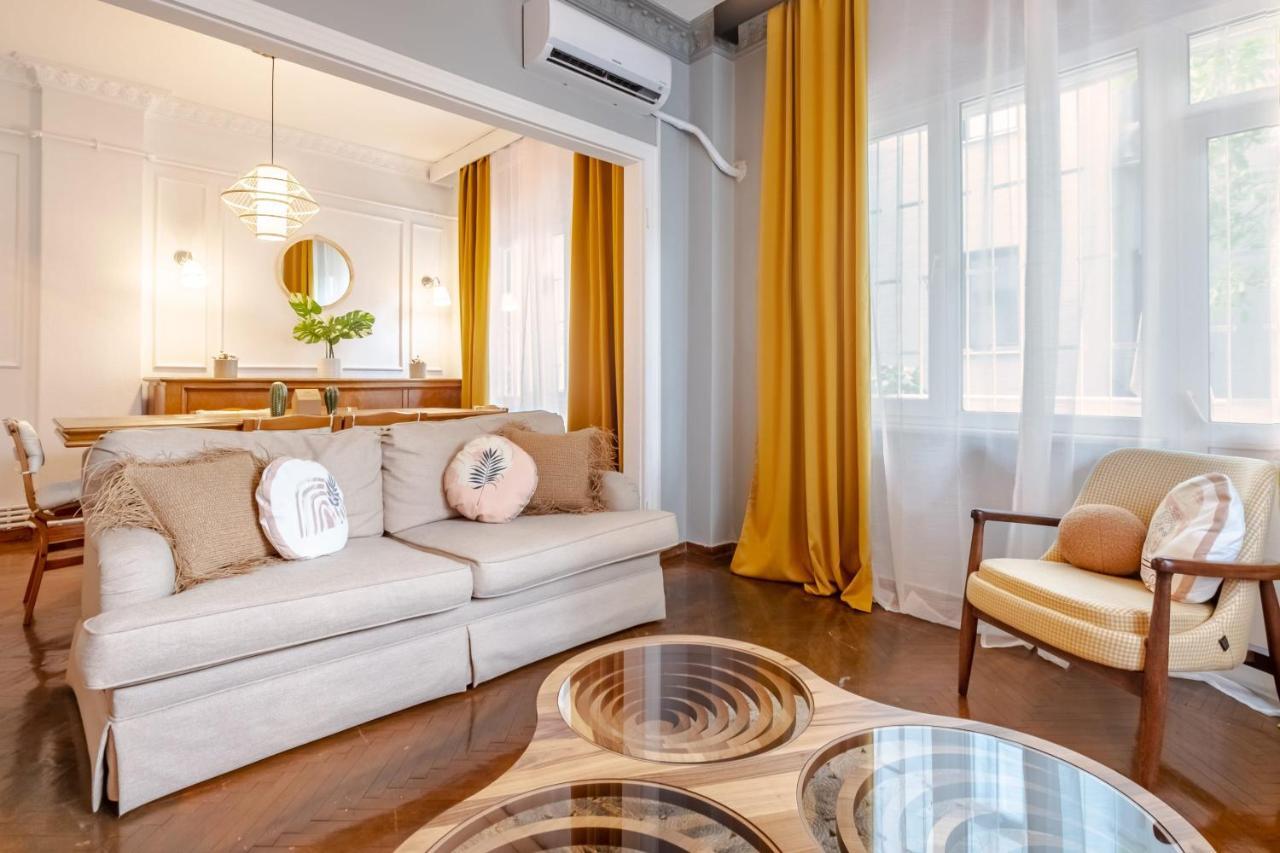 With Balcony Close To Taksim In Cihangir