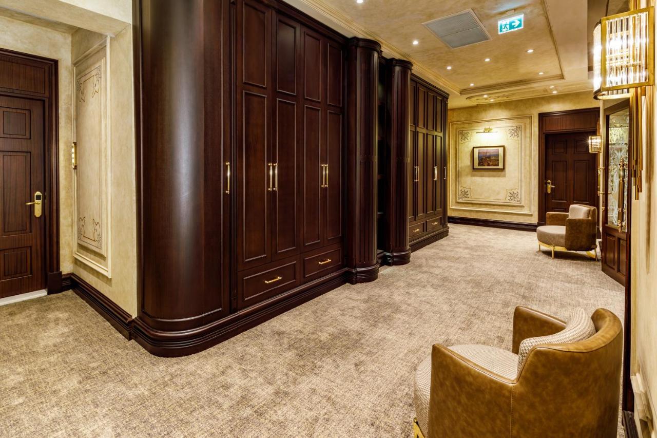 Cronton Design
