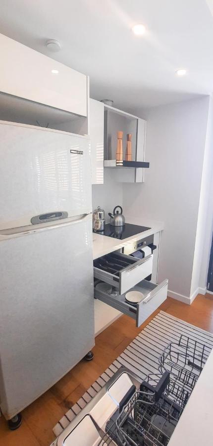 Ultra Lux Flat-great Locationb1 *