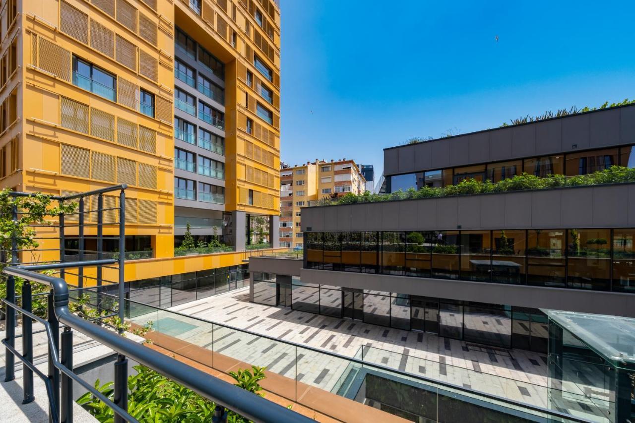 Ultra Lux Flat-great Locationb1 Apartment *