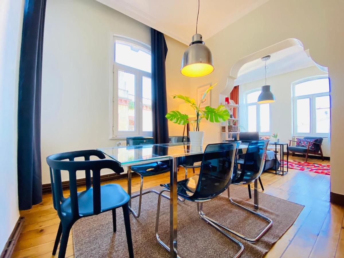Building Near Galata Tower With Great View In Beyoglu Apartment *