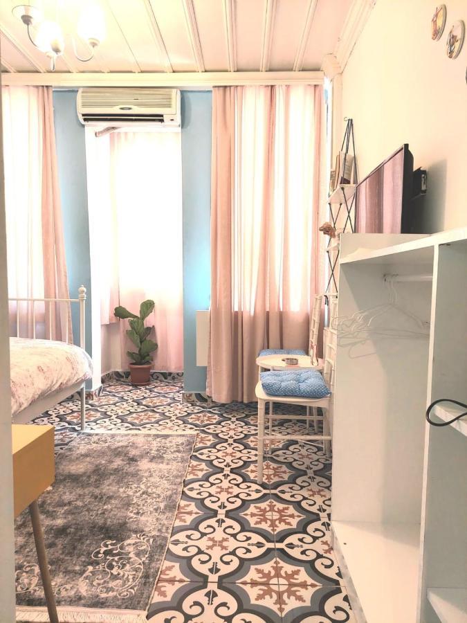 La Bella Bed & Breakfast