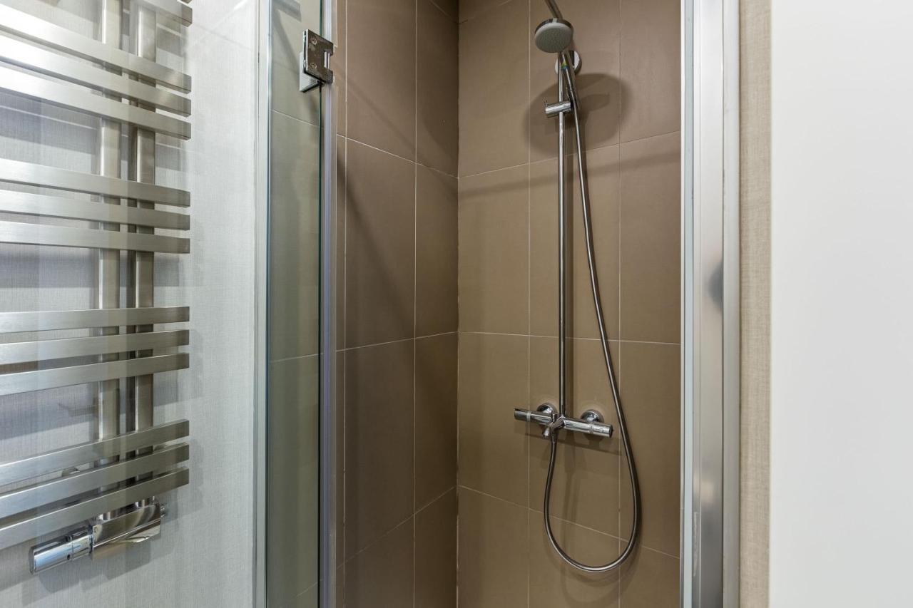 Modern Studio Flat With Panoramic View In Atasehir Apartment *
