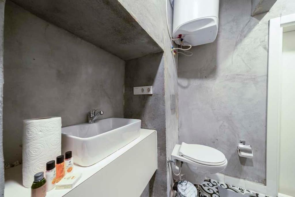 Classy Furnished Studio In The Heart Of Karakoey Apartment Istanbul