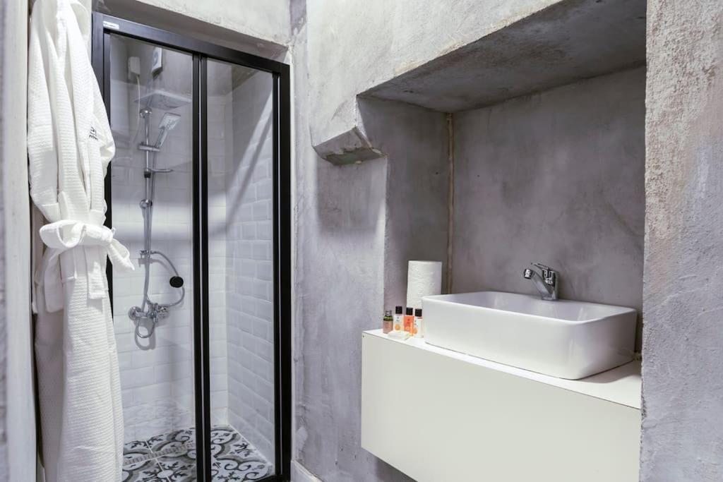 Apartment Classy Furnished Studio In The Heart Of Karakoy