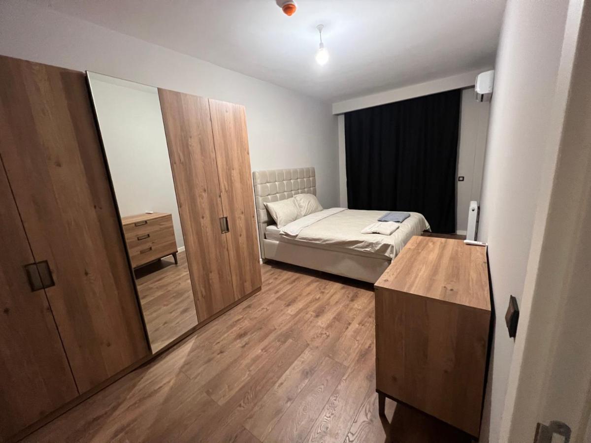 Toya Next F Apartment *