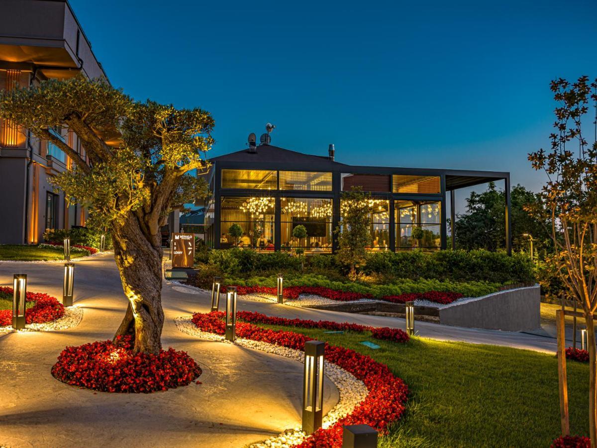 Hotel Menalo Premium Airport 5*