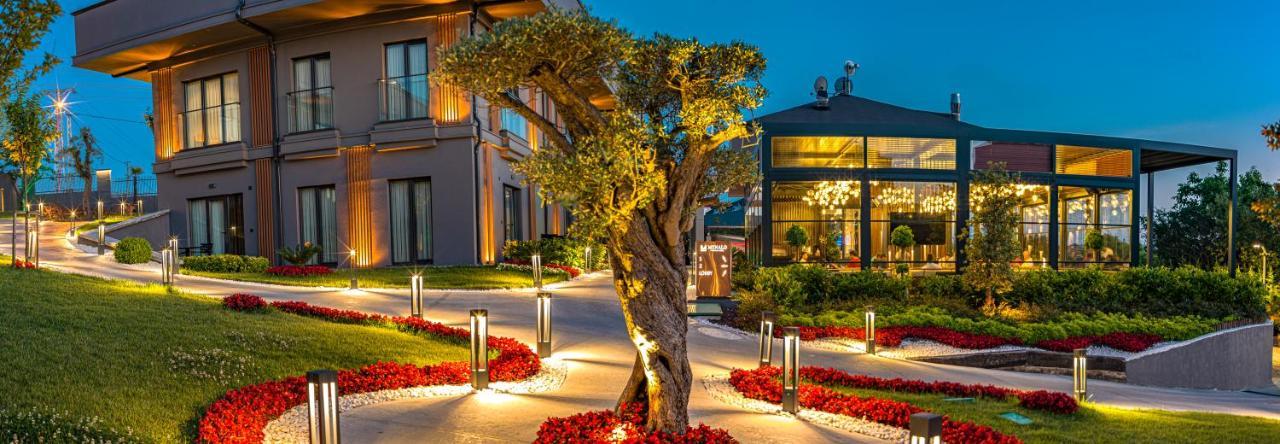 Menalo Premium Airport Hotel 5*