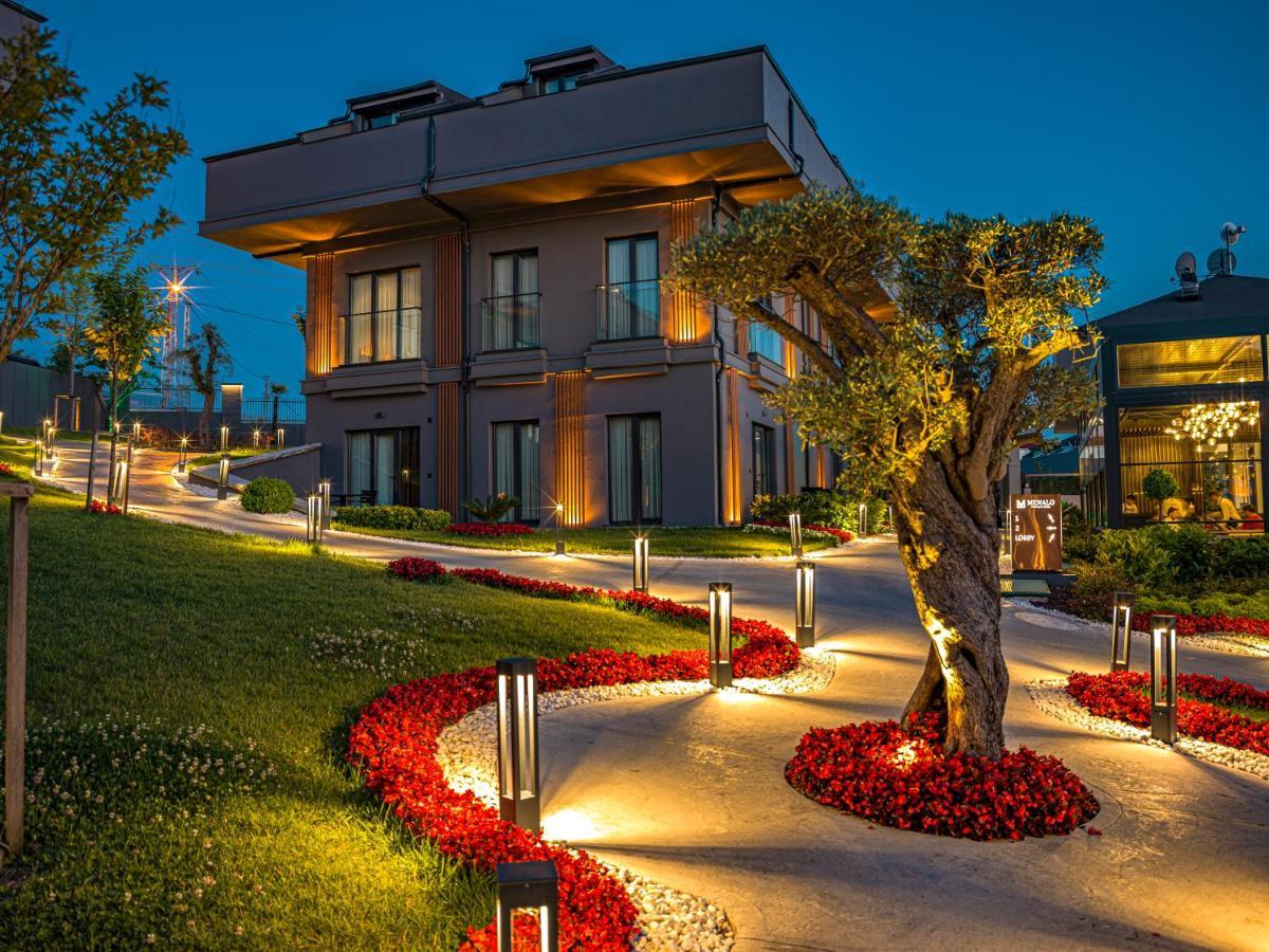 Hotel Menalo Premium Airport