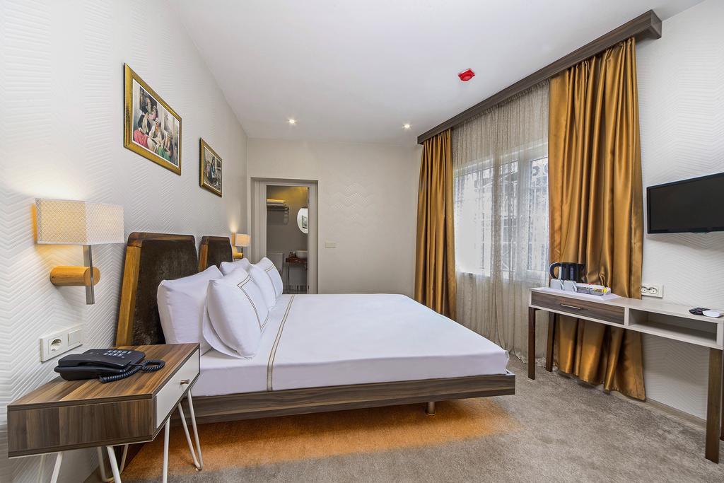 Almina Guest house