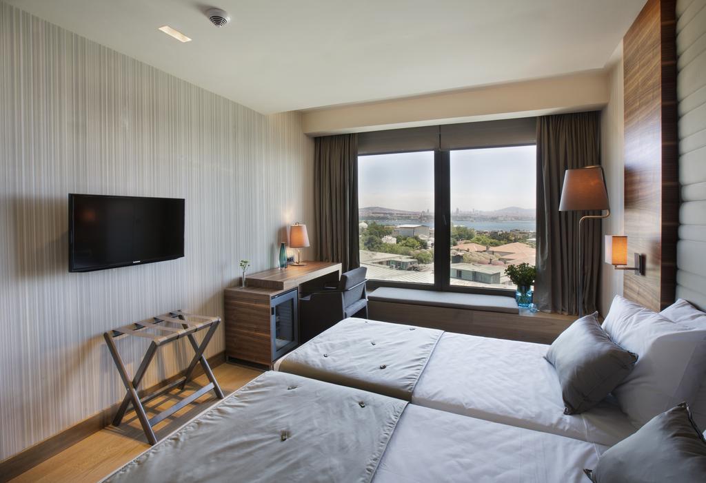 Arcadia Blue 4*