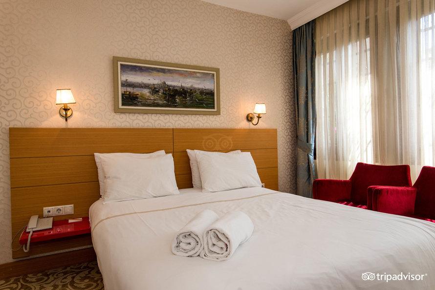 Almina - Special Class Hotel