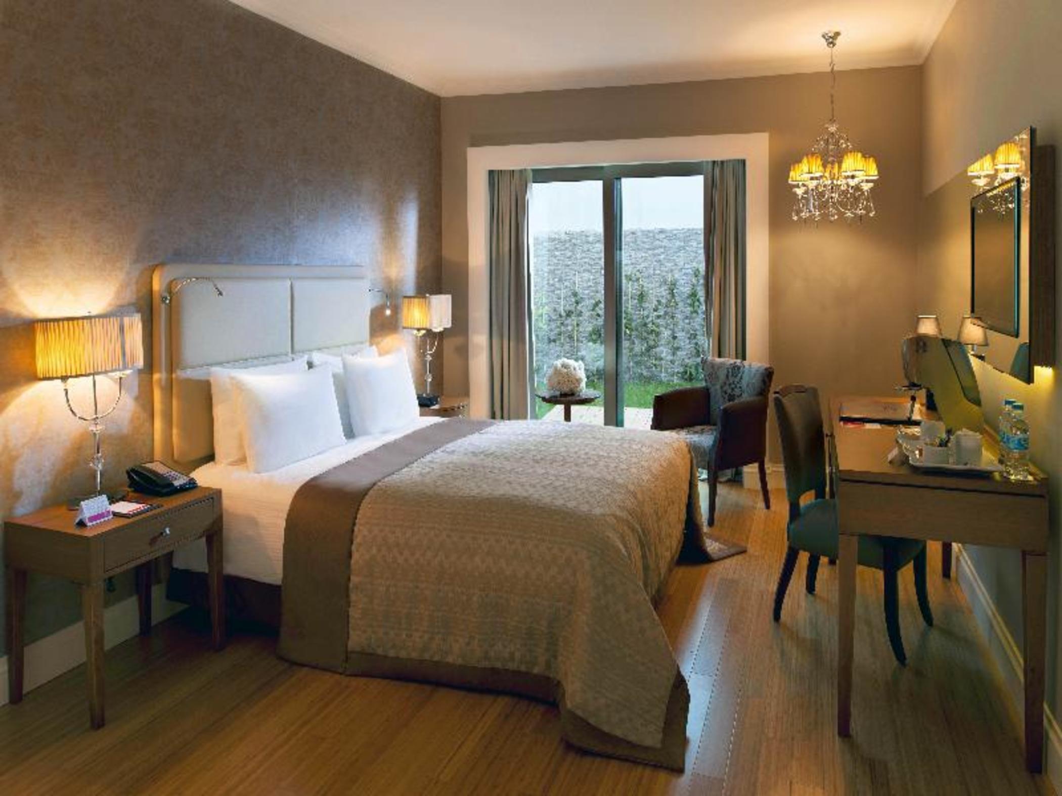 Aspera Altunizade 4*