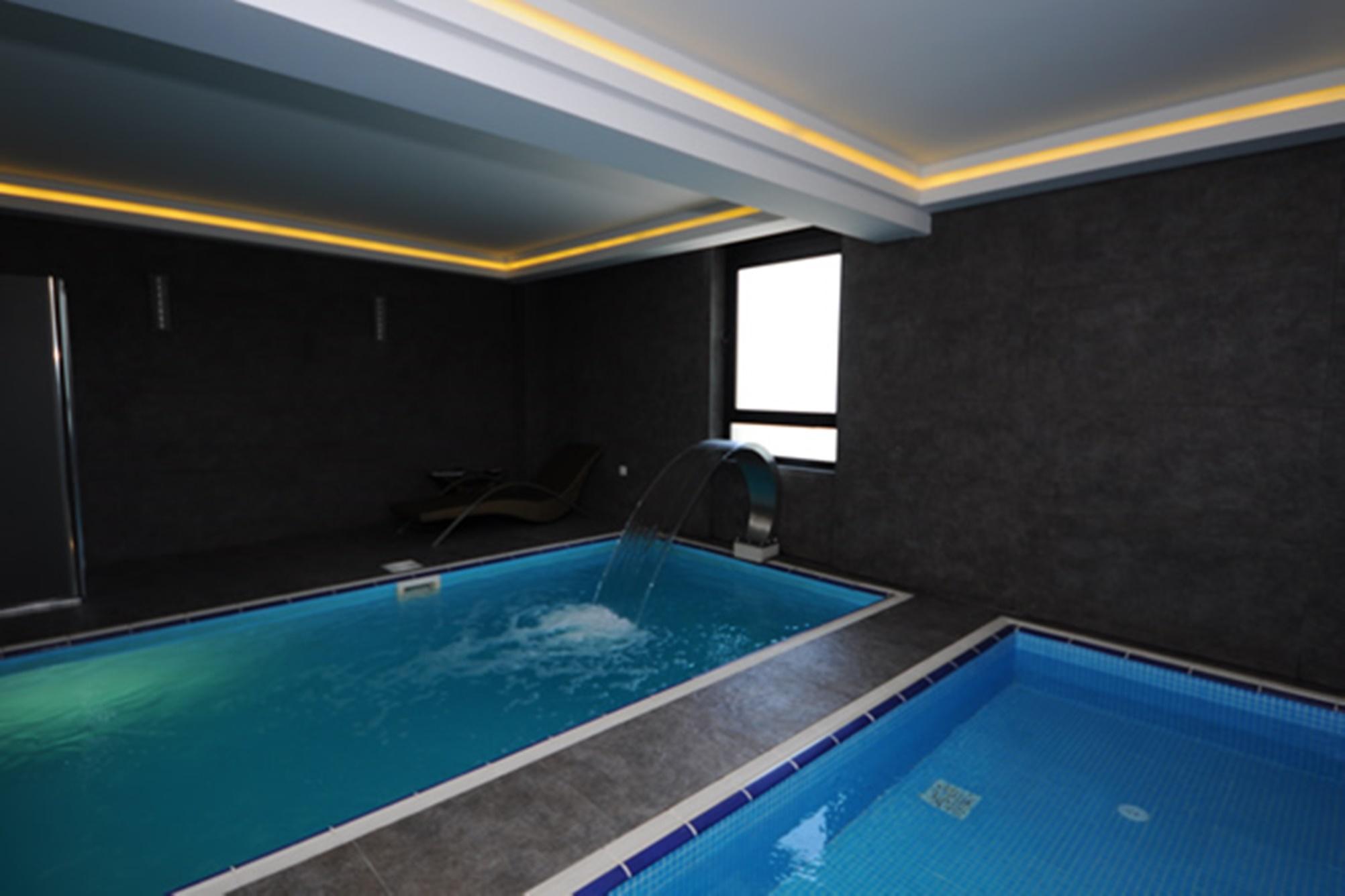 Otel Innpera 4*