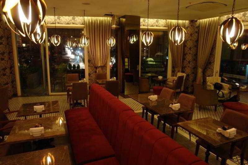 Hotel Le Mirage 4*