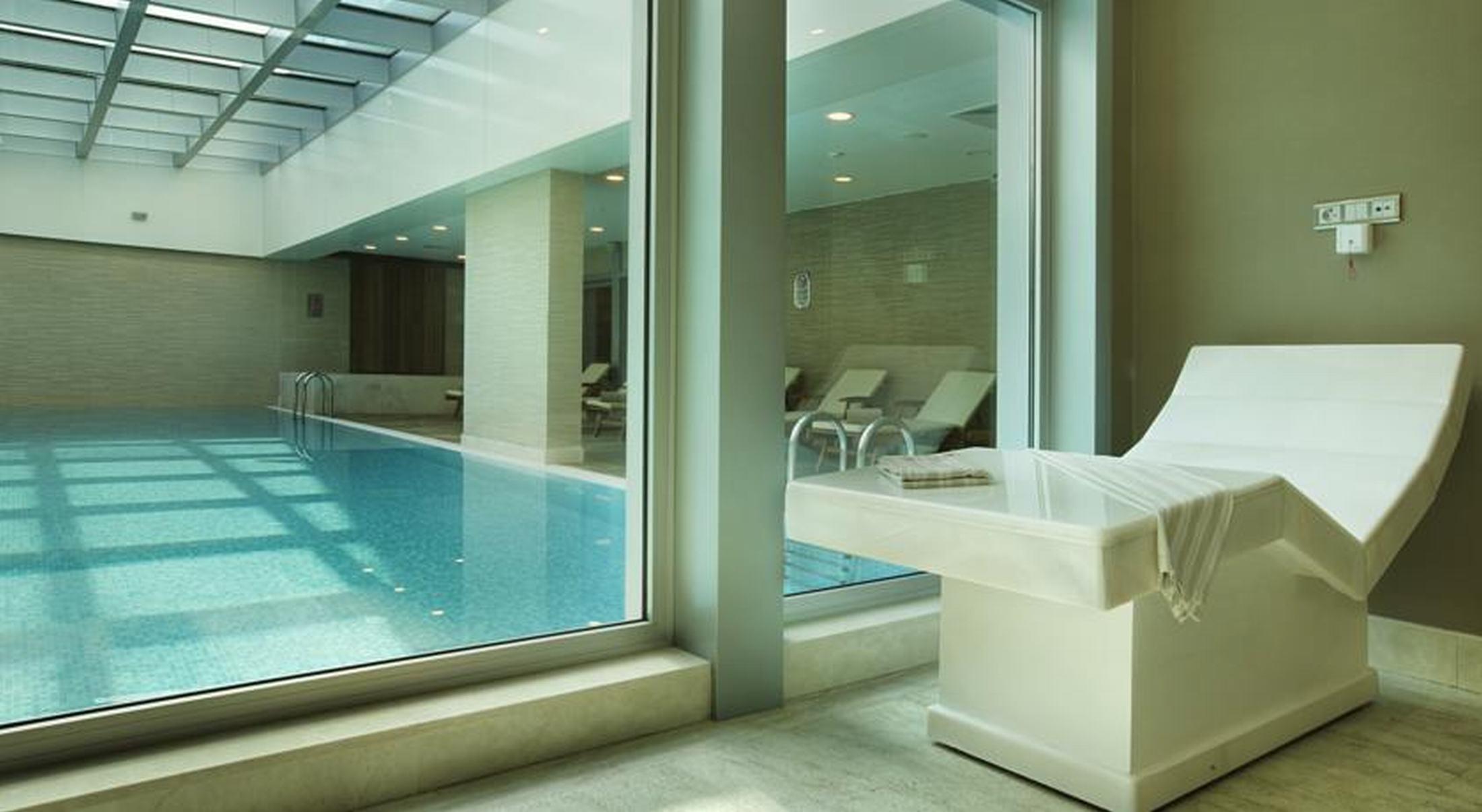 Dedeman Bostanci & Convention Center Hotel