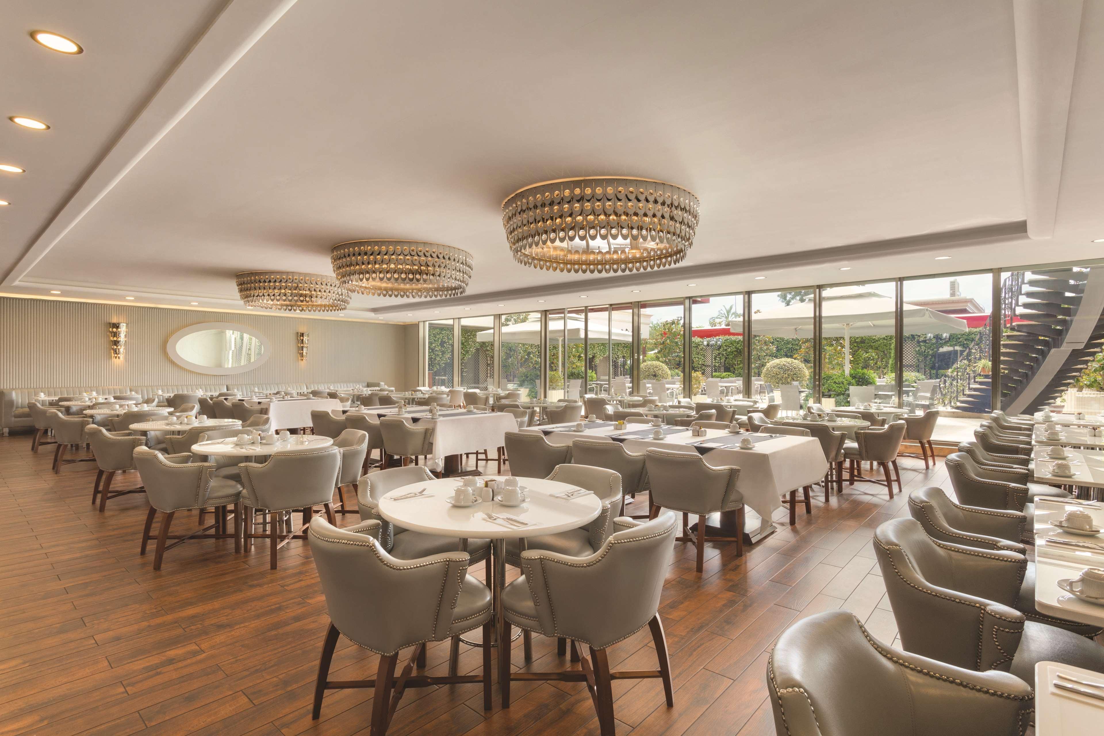 Wyndham Grand Kalamış Marina Otel