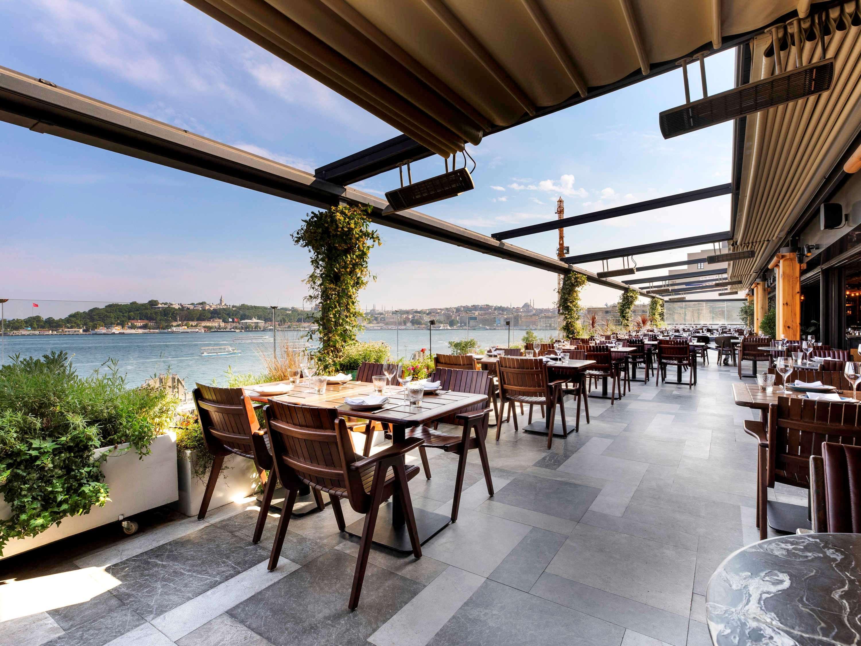 Novotel Bosphorus 5* İstanbul