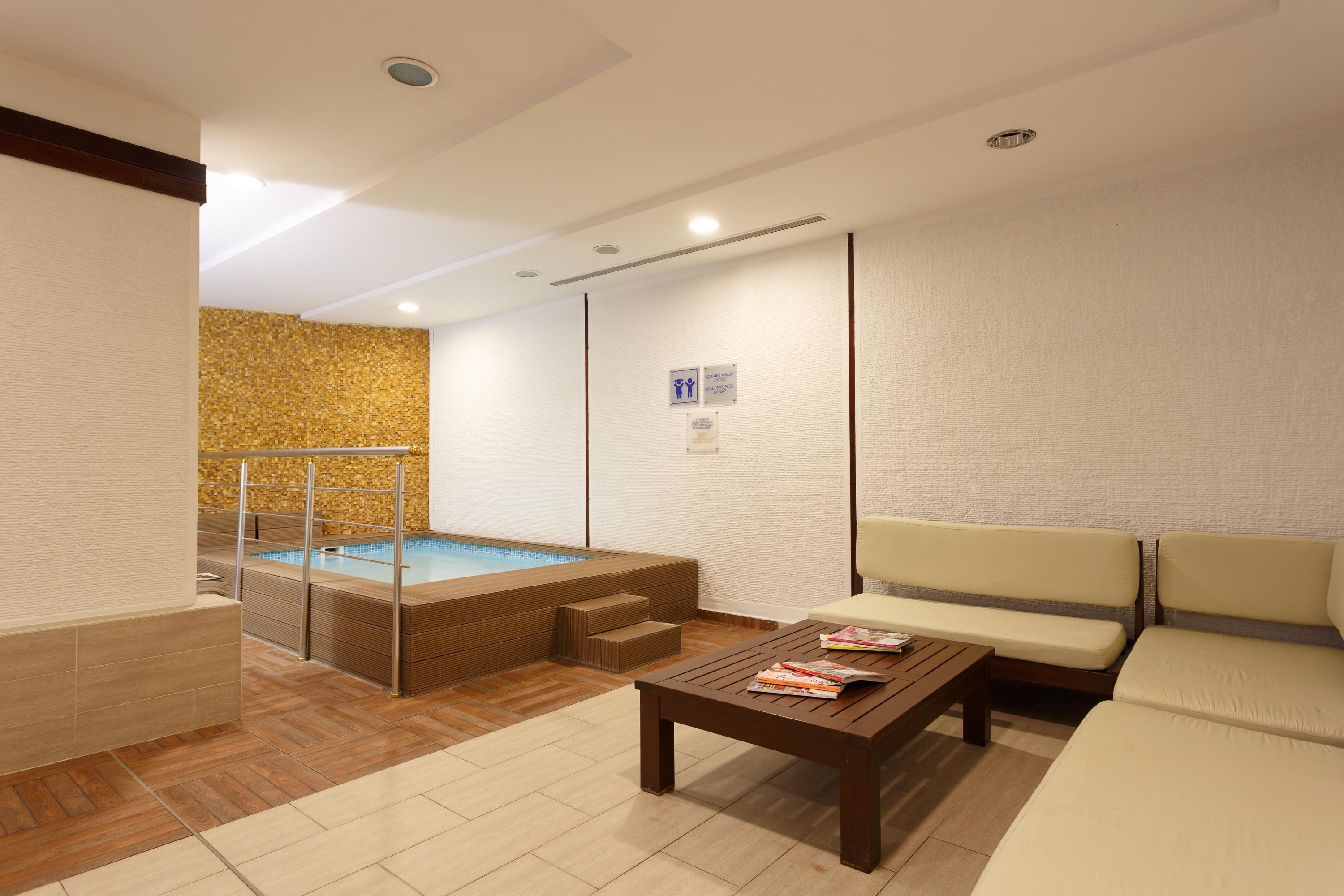Byotell Hotel 5*