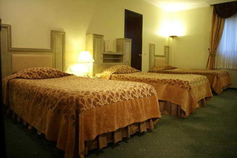 Güneş Merter Otel 4*