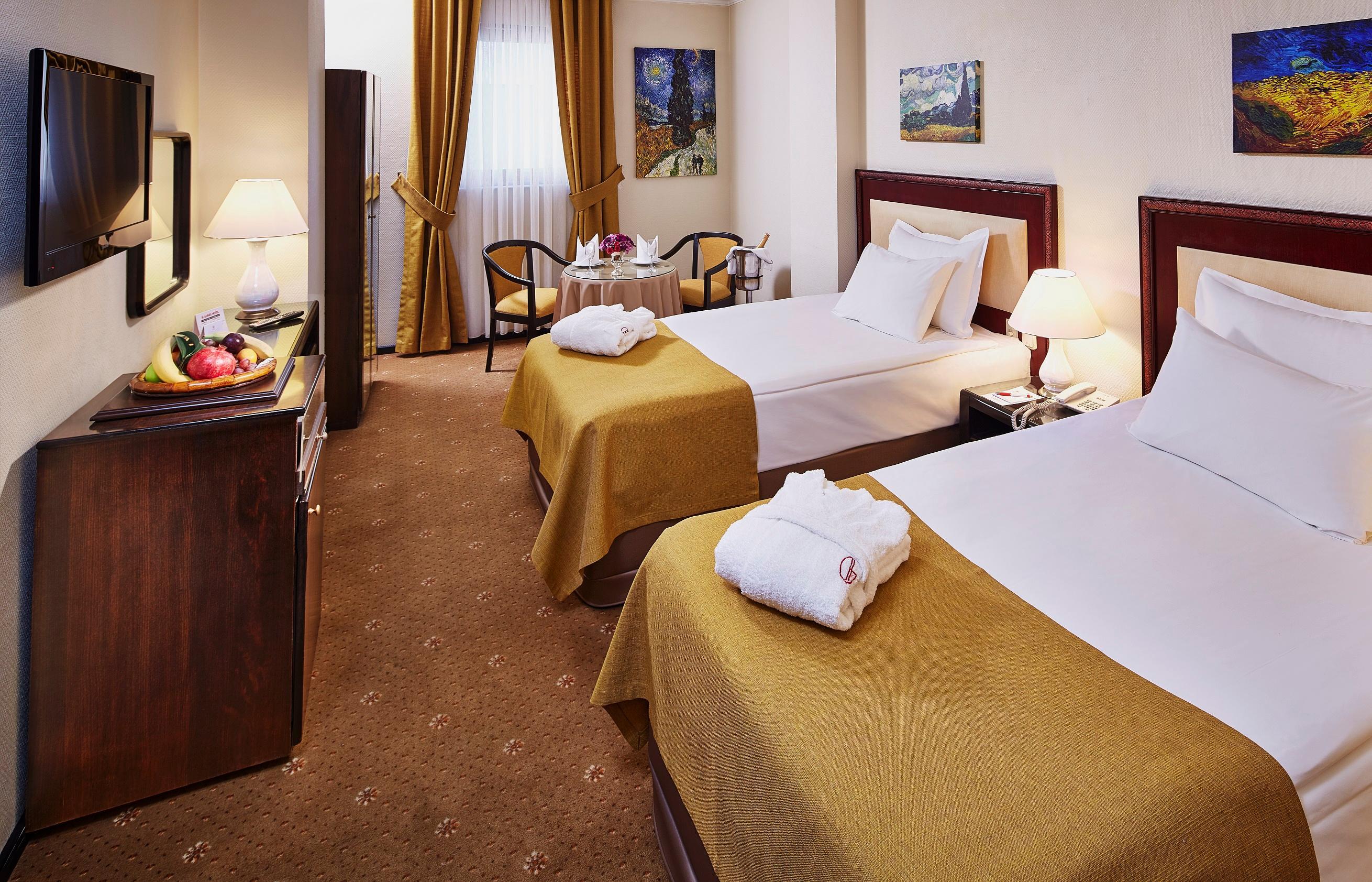 Güneş Merter 4*