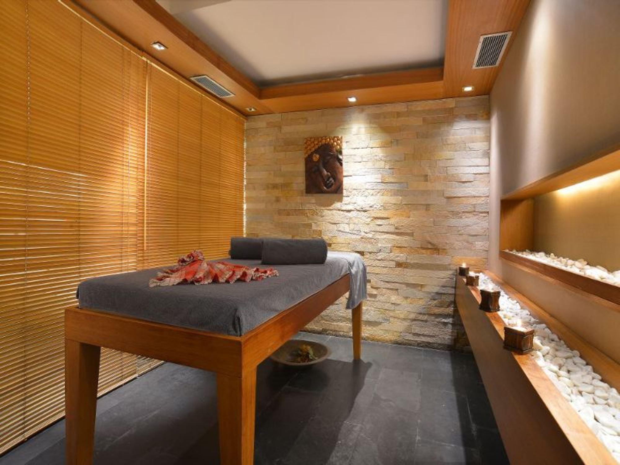 Pera Rose & Hotel