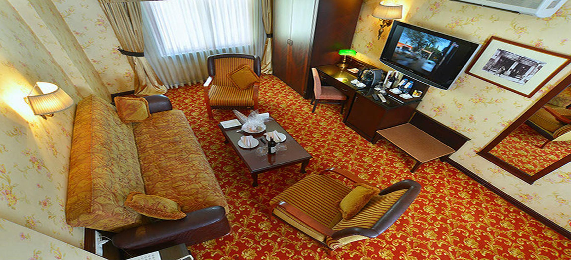 Hotel Pera Rose & 4*