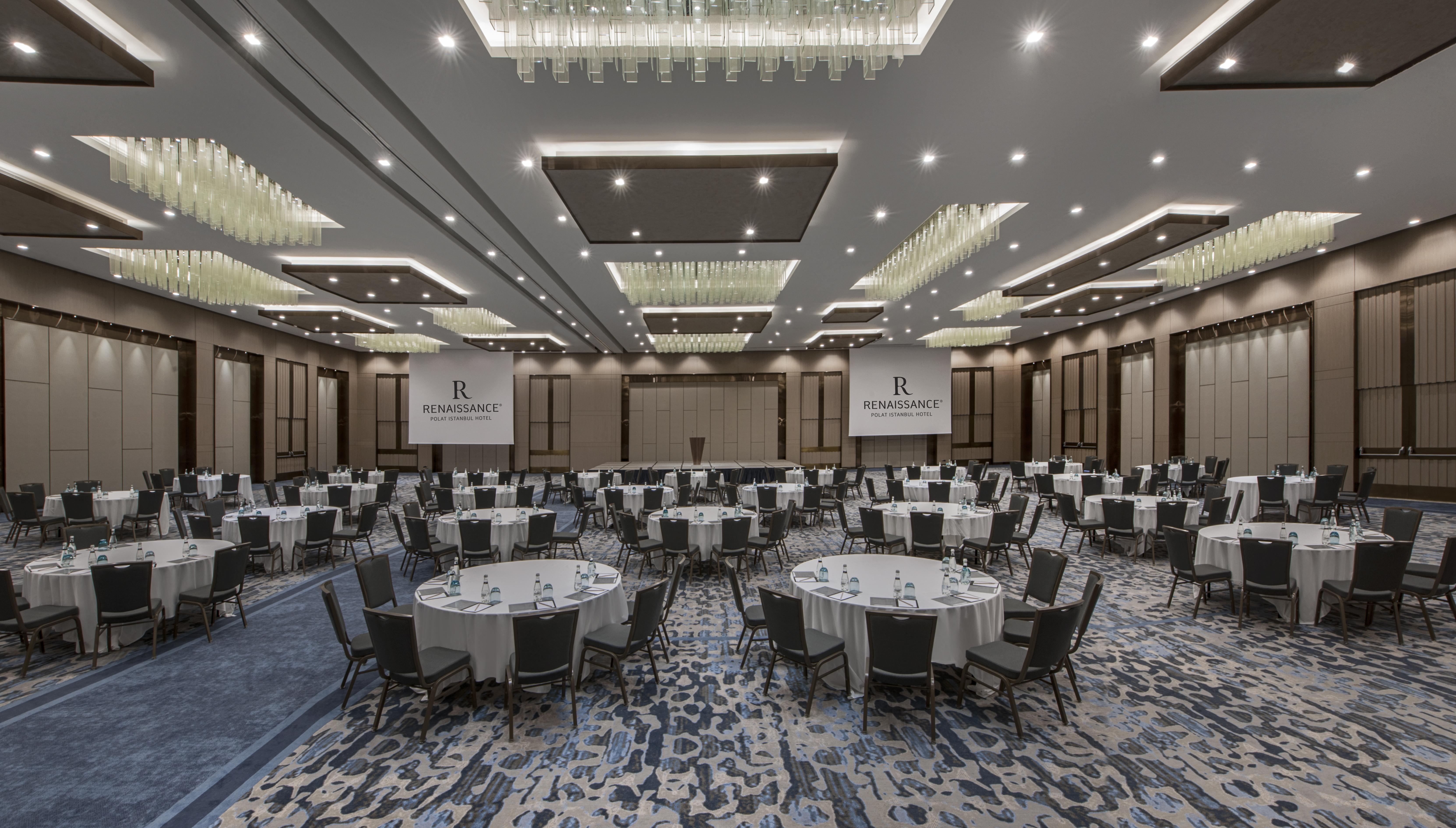 Hotel Renaissance Polat 5*