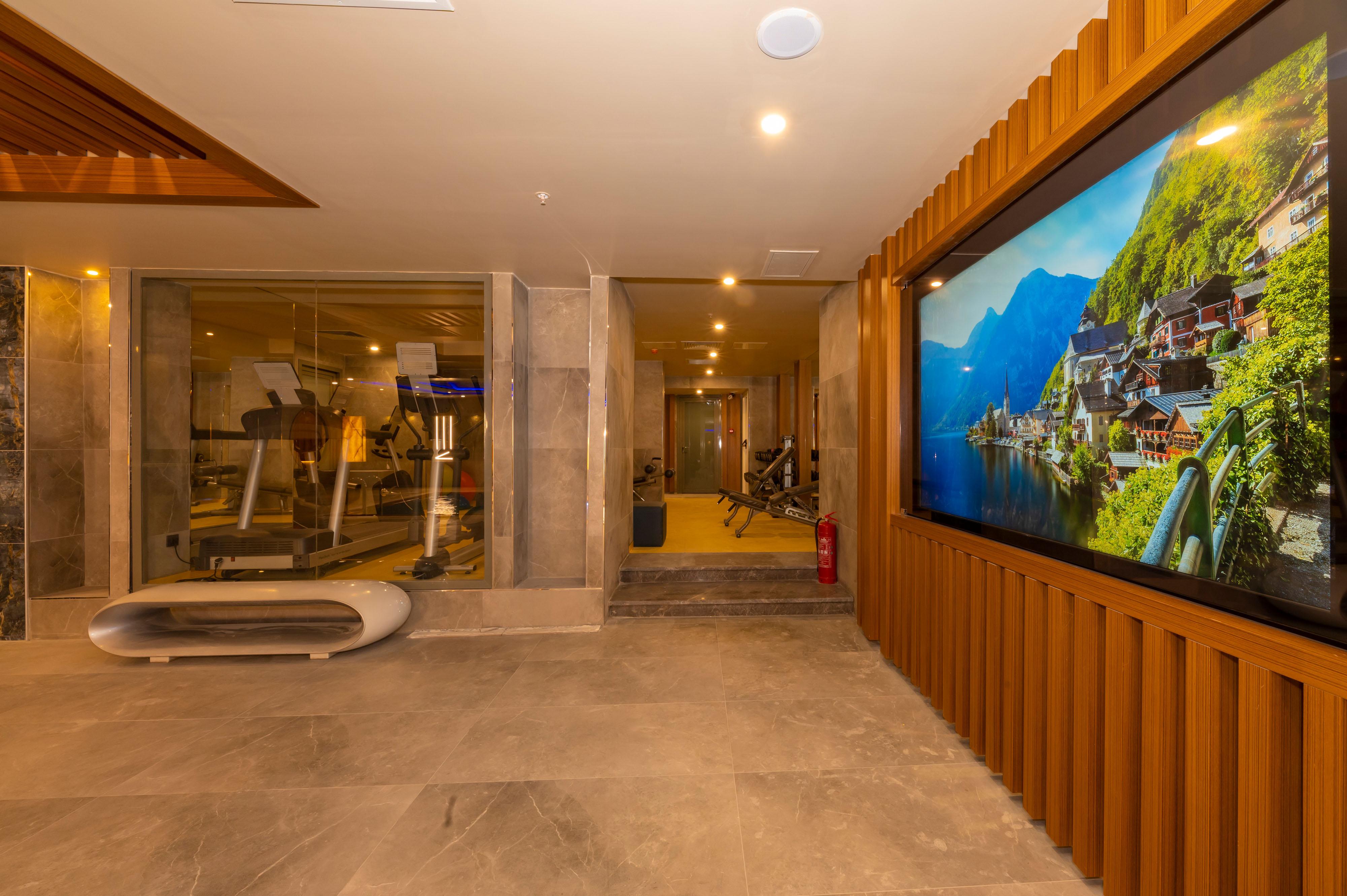 Hotel Ramada By Wyndham Pera Taksim 5*