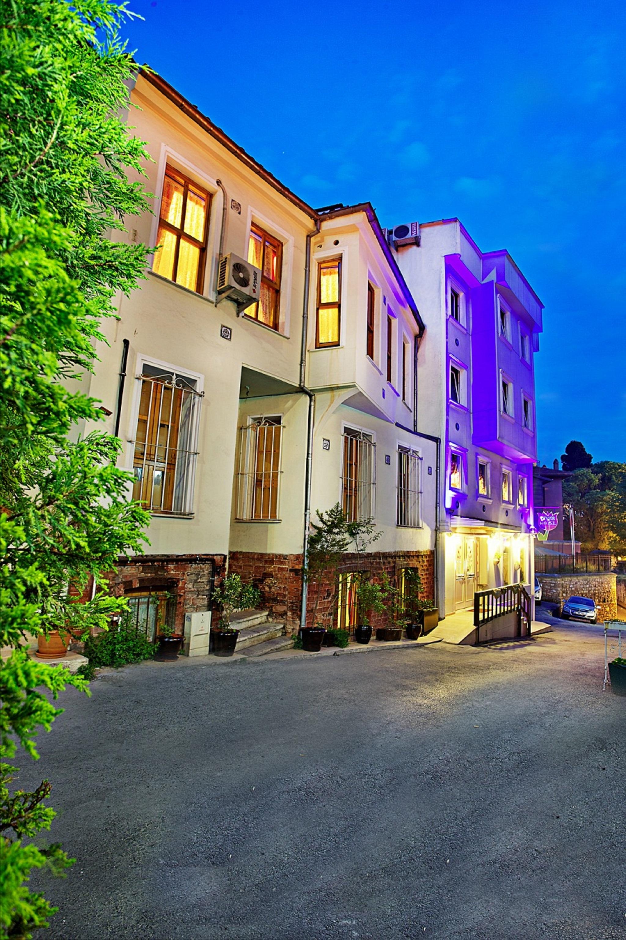 Divas 3* İstanbul
