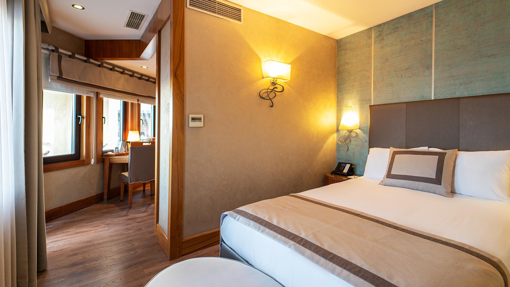 Biz Cevahir Sultanahmet 4*