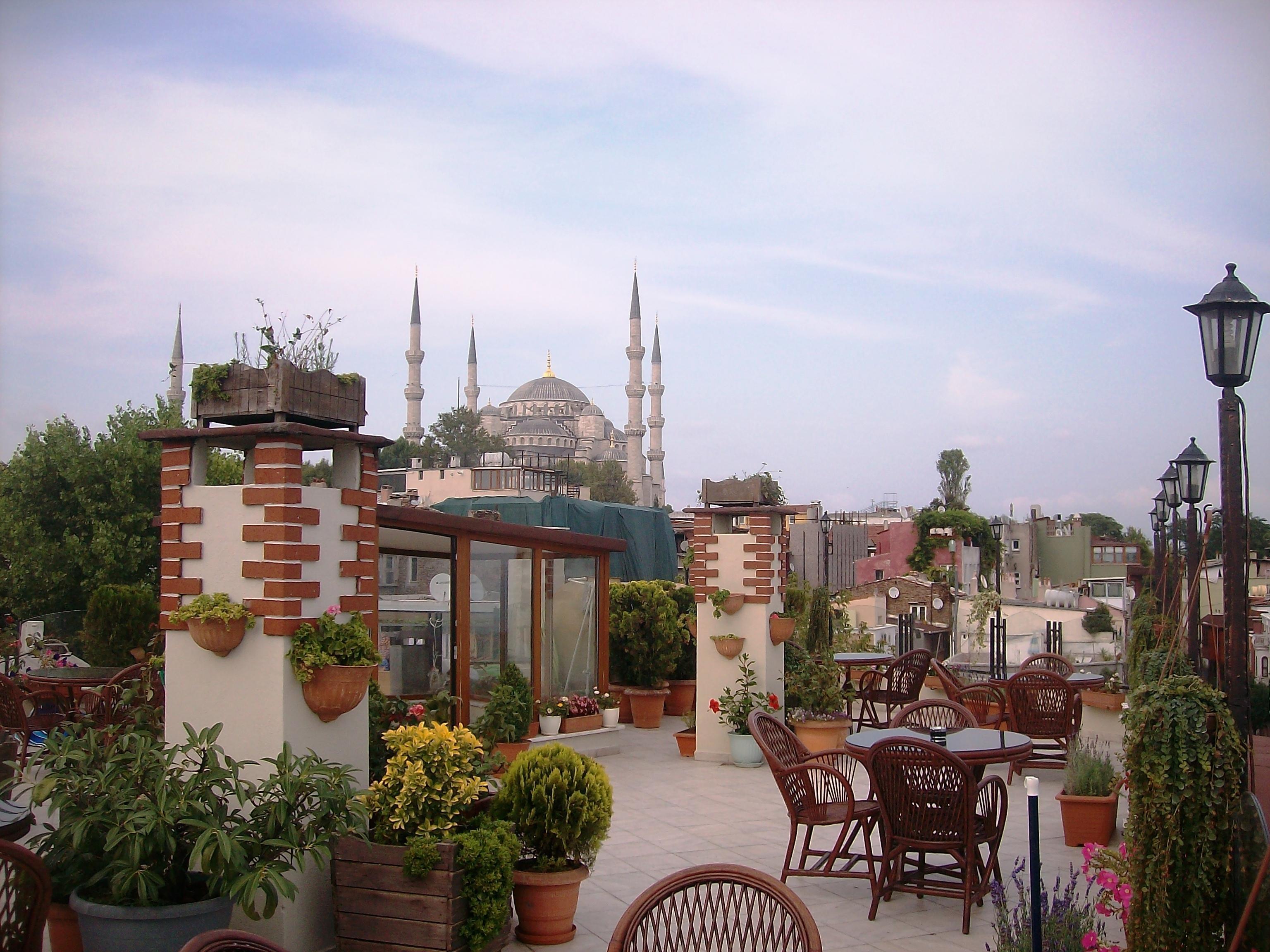 Artefes Old Hotel