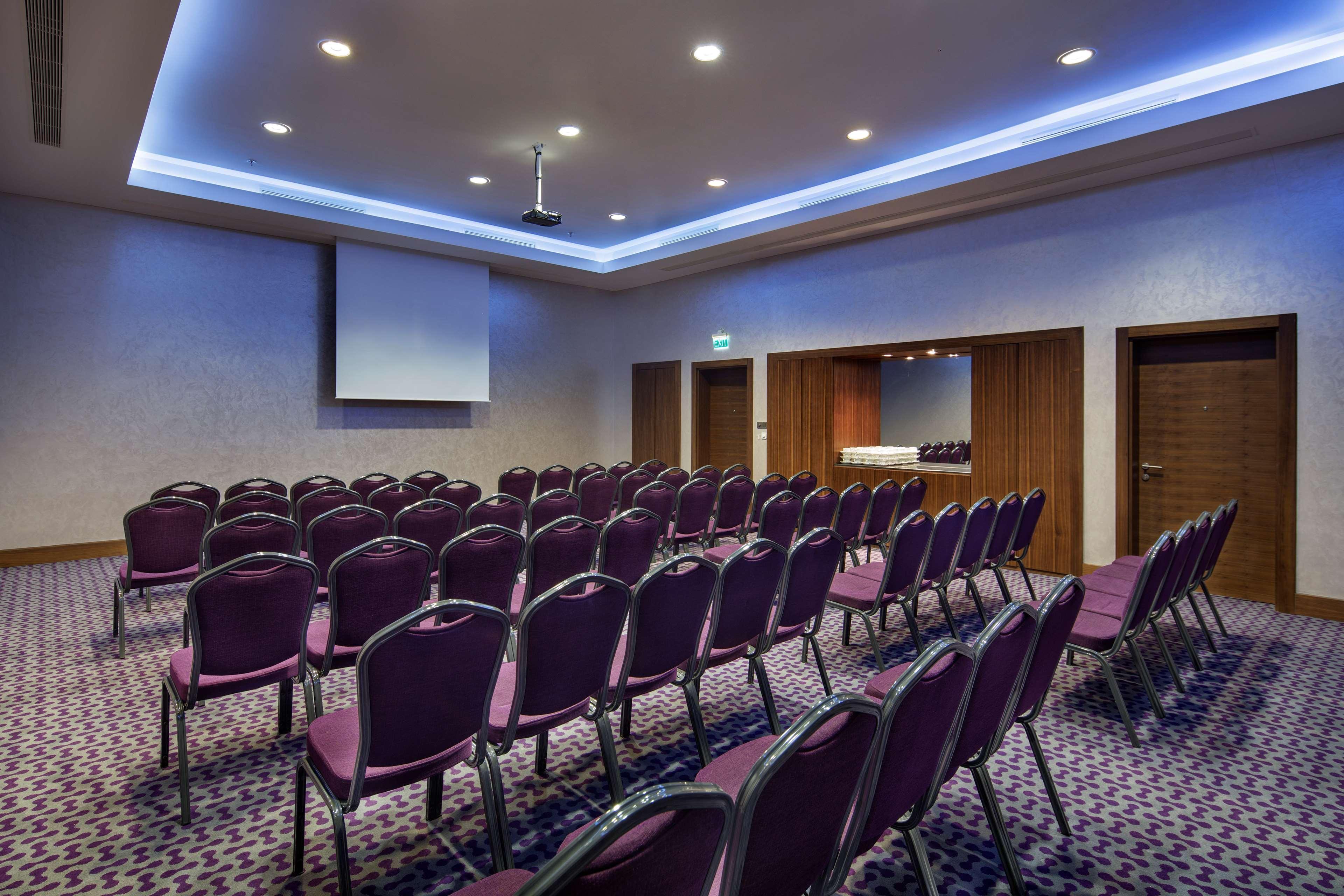 Hotel Hampton By Hilton Kayasehir Istanbul