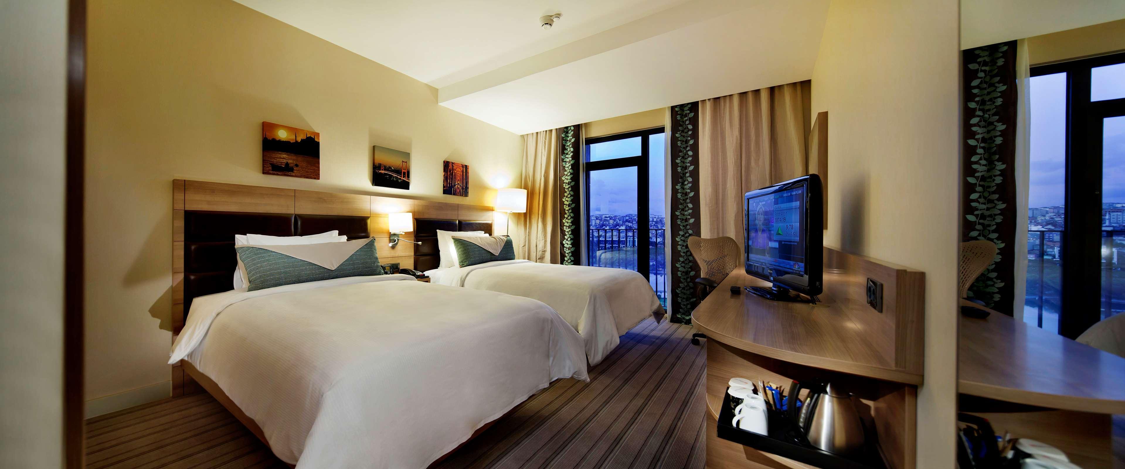 Hilton Garden Golden Horn