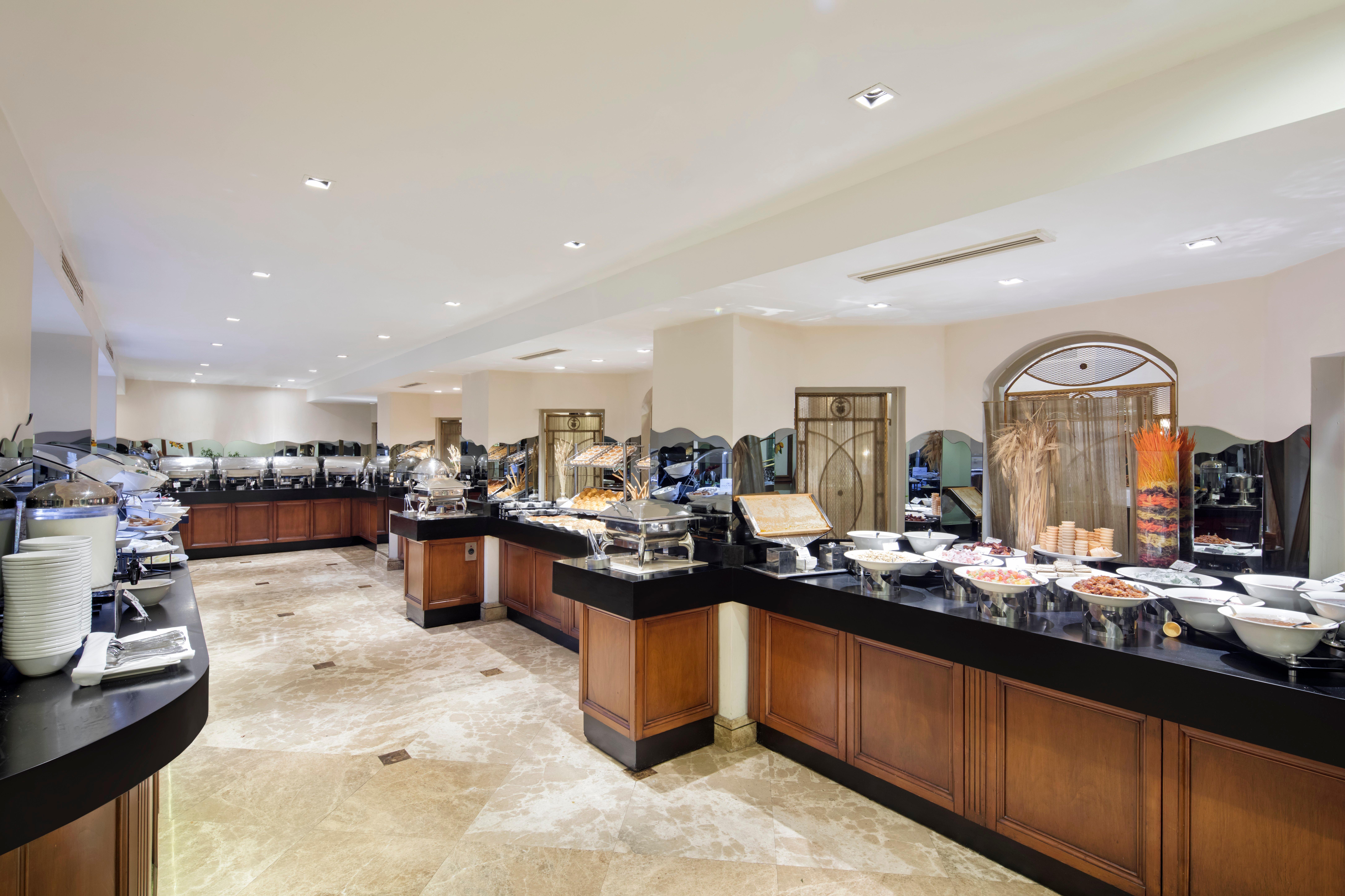 Crowne Plaza - Old By Ihg 5*