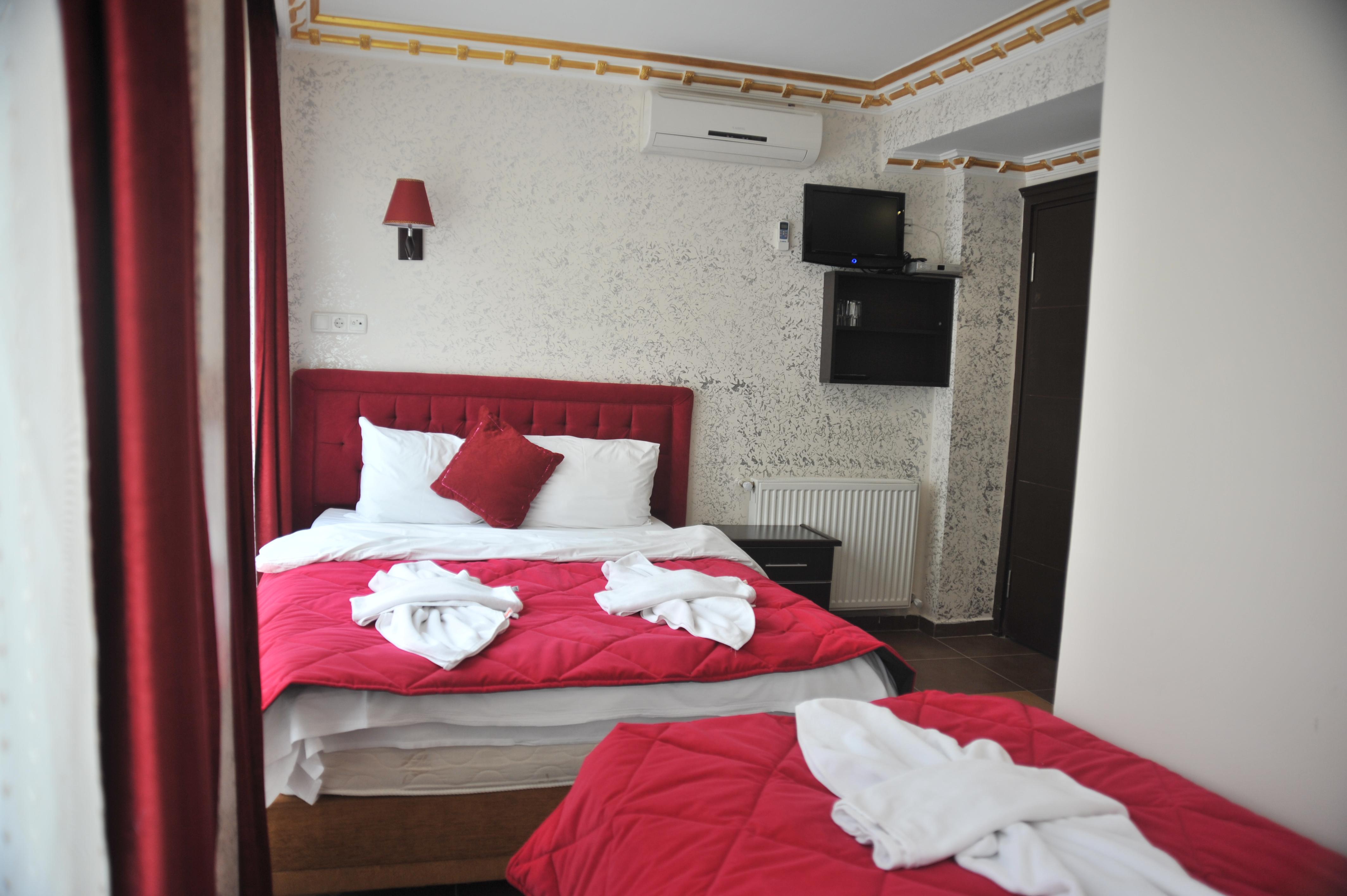 Ares Hotel 3*