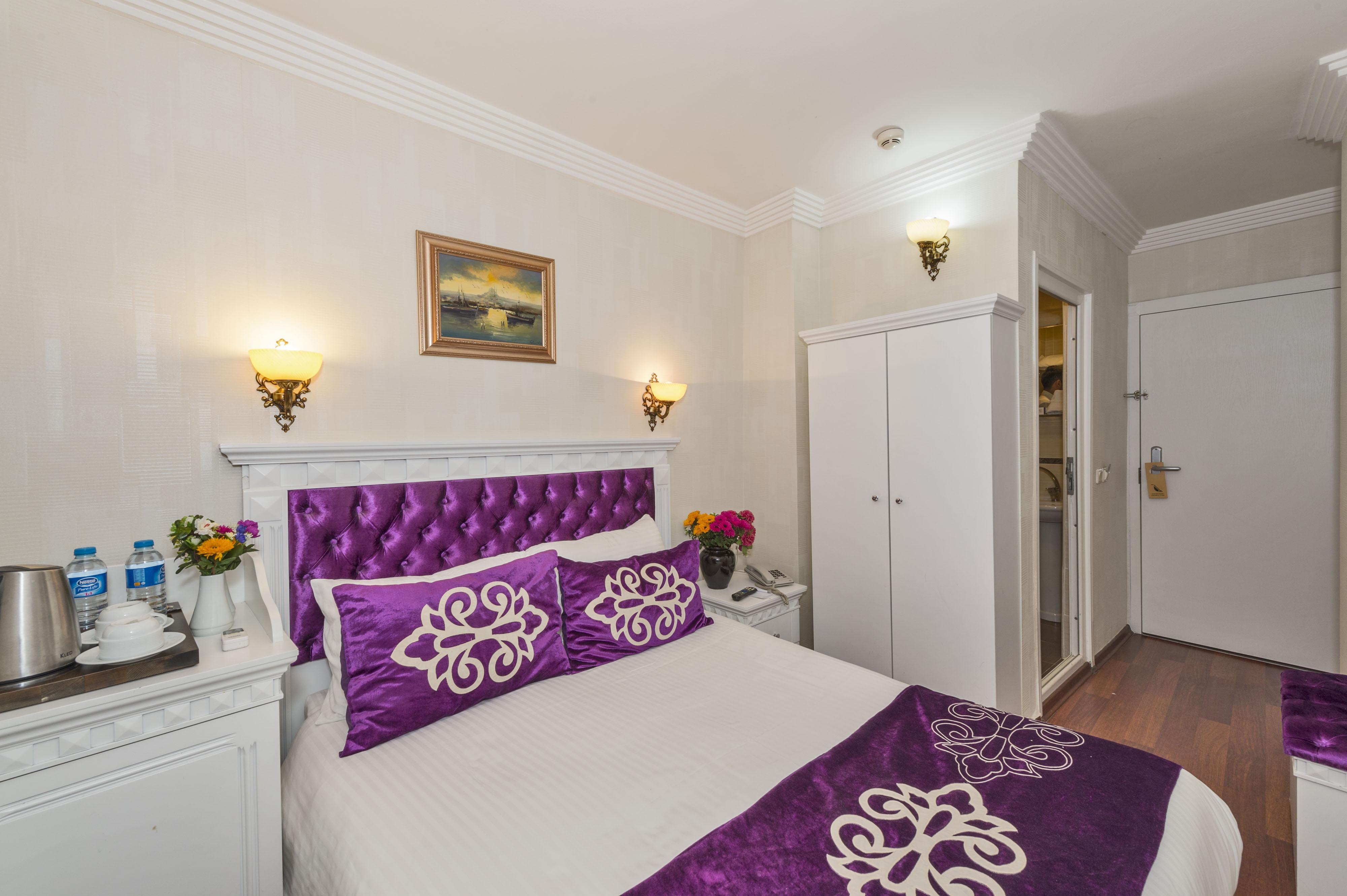Otel Istanbul Holiday Hotel