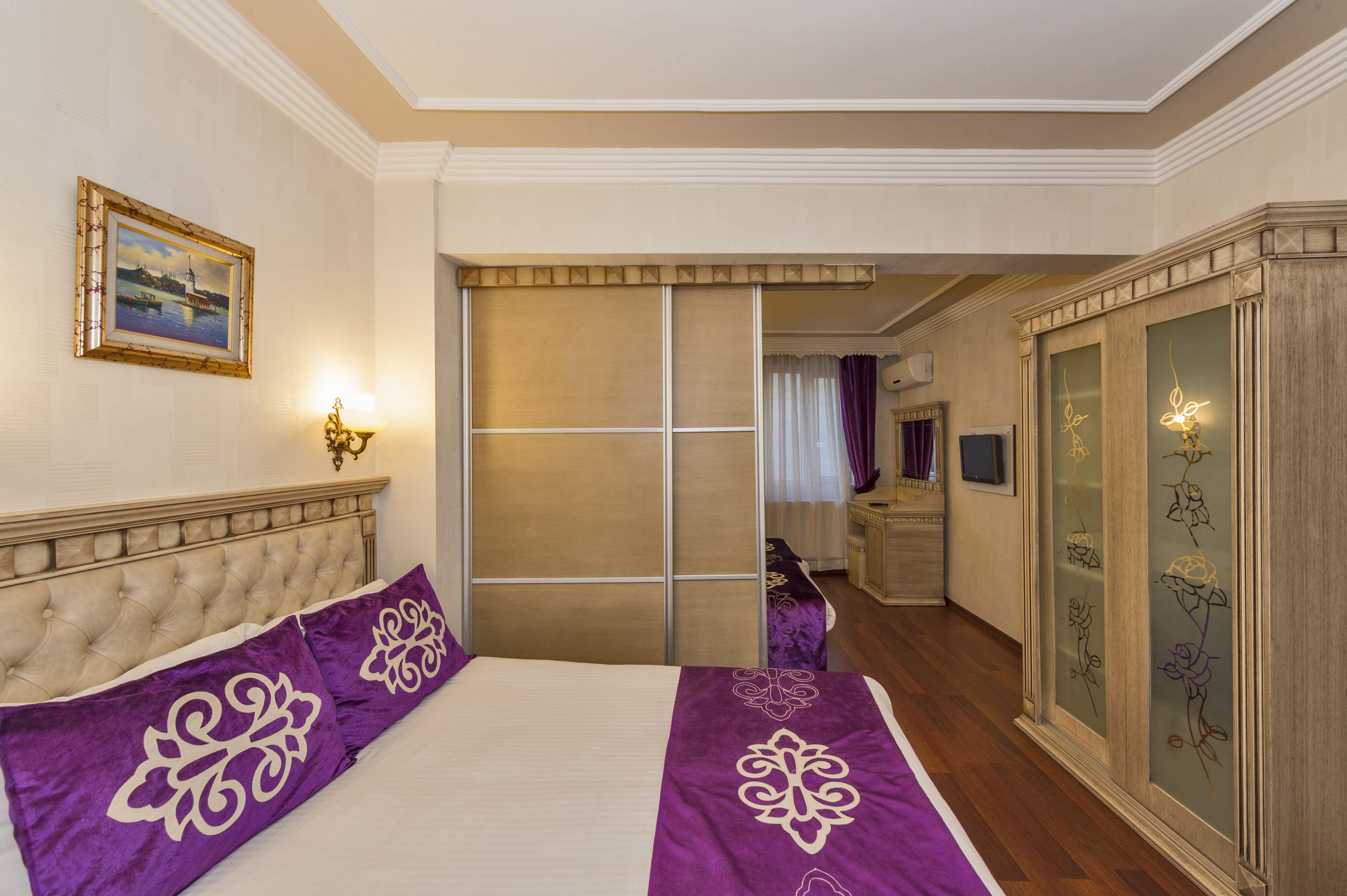 Otel Istanbul Holiday Hotel