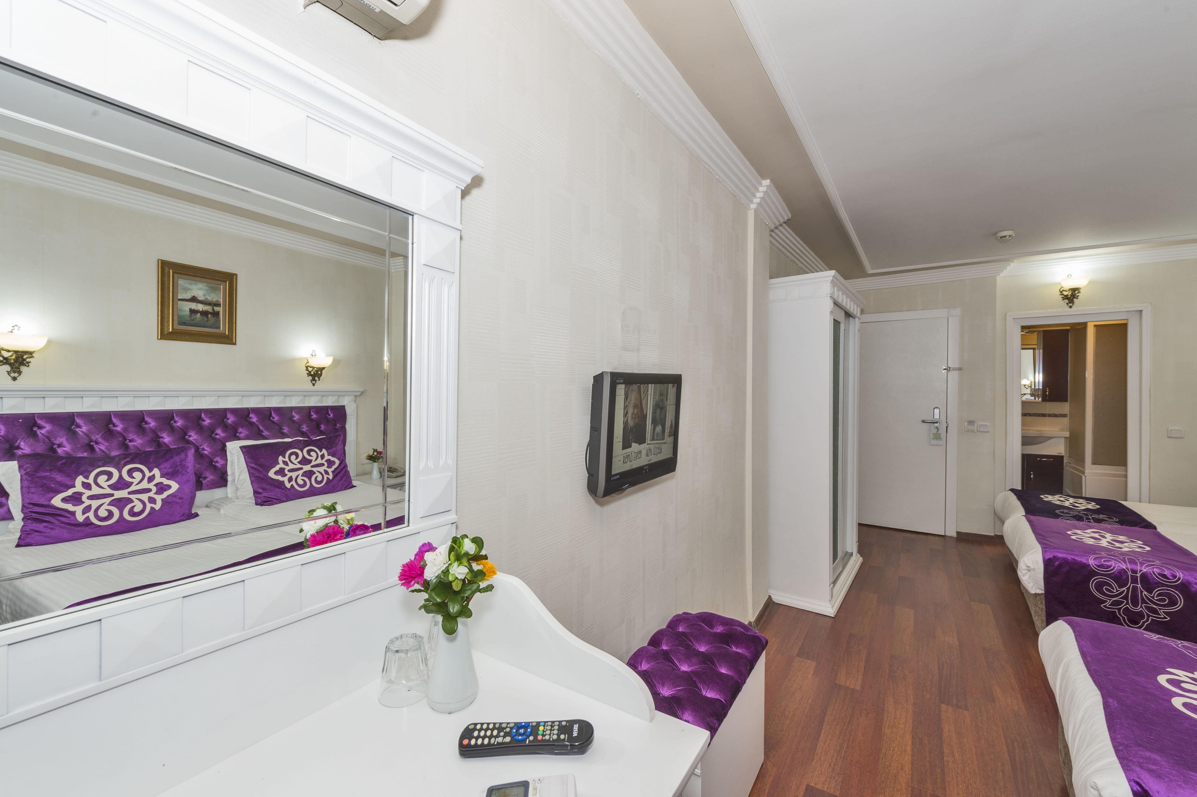 Istanbul Holiday Hotel Otel
