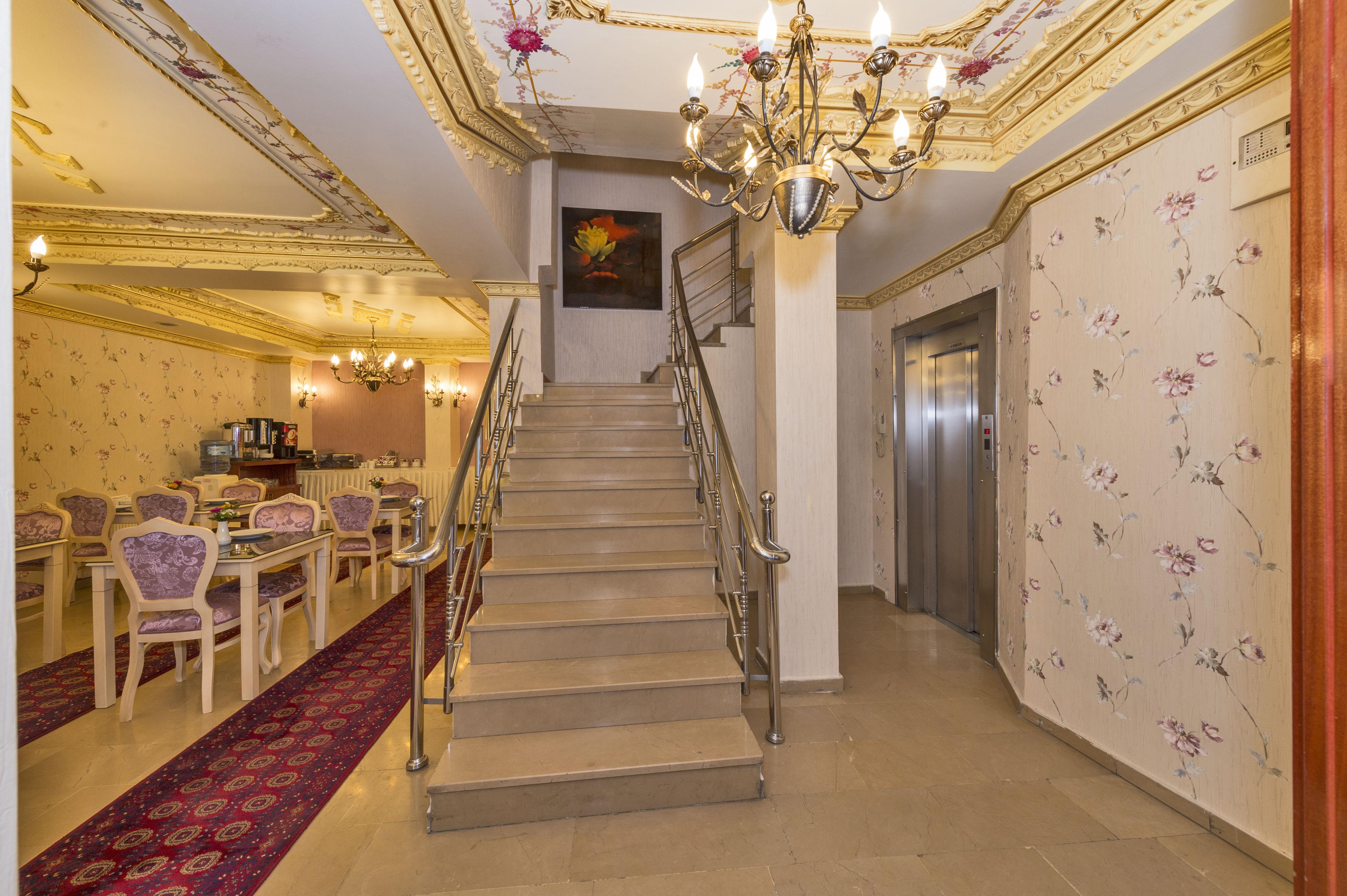 Istanbul Holiday Hotel İstanbul