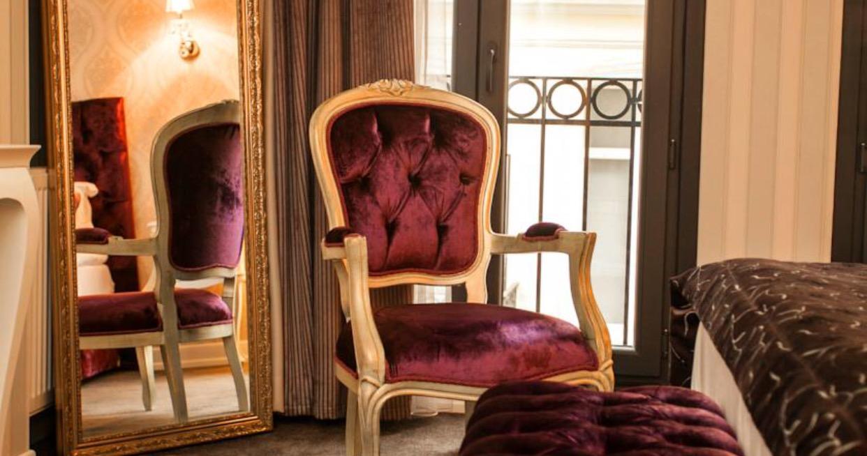 Lucis Pera Hotel