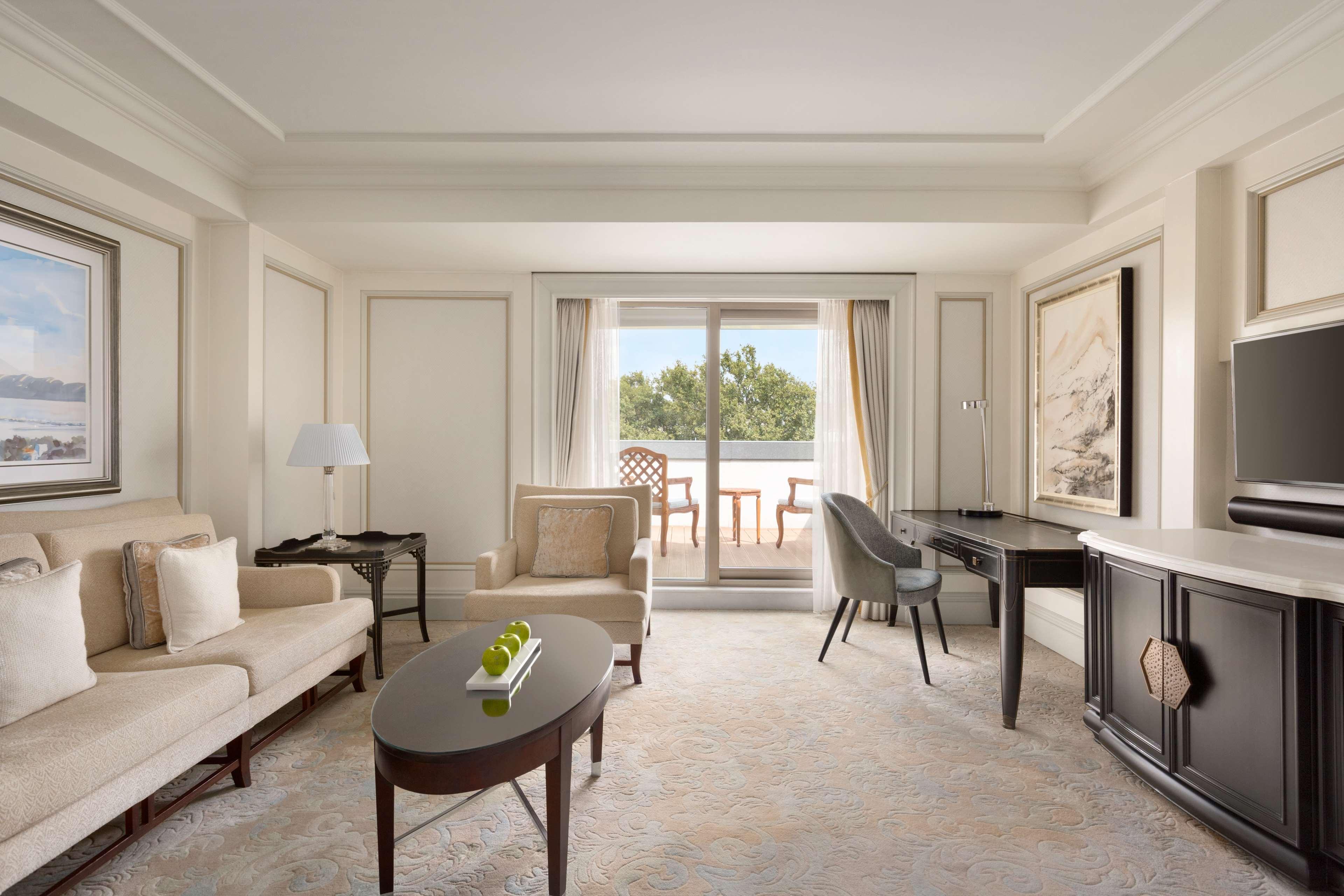 Shangri-la Bosphorus, 5* Istanbul