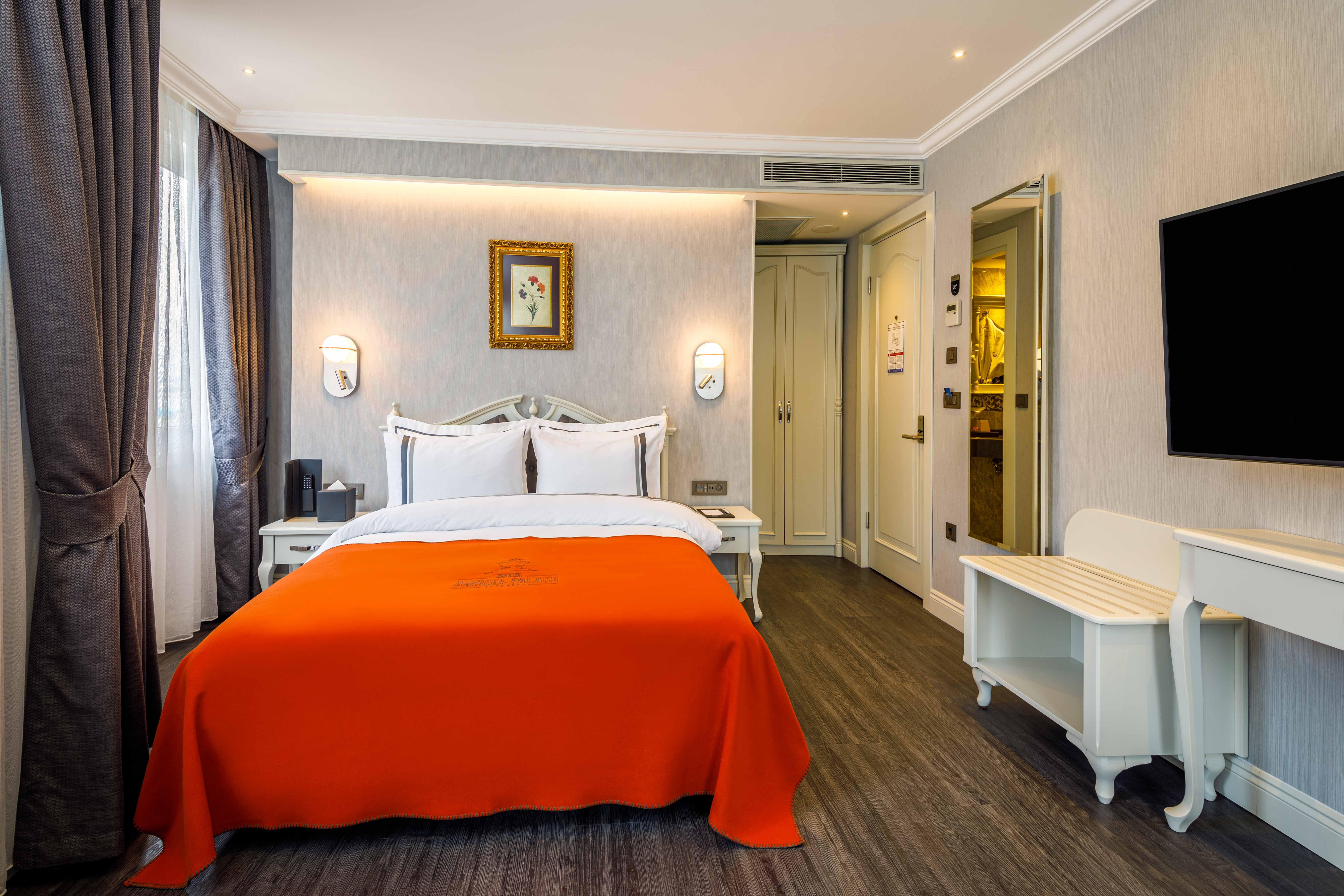 Amiral Palace Boutique Class Hotel